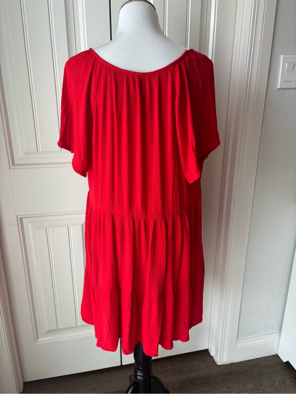 KNOX ROSE Red Embroidered V-Neck Women's dress - Picture 5 of 8